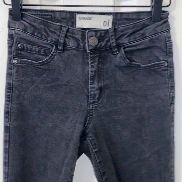 Lot of 2 Garage High Waist Junior’s Jeans Size 1 Ripped Distressed - Picture 9 of 15